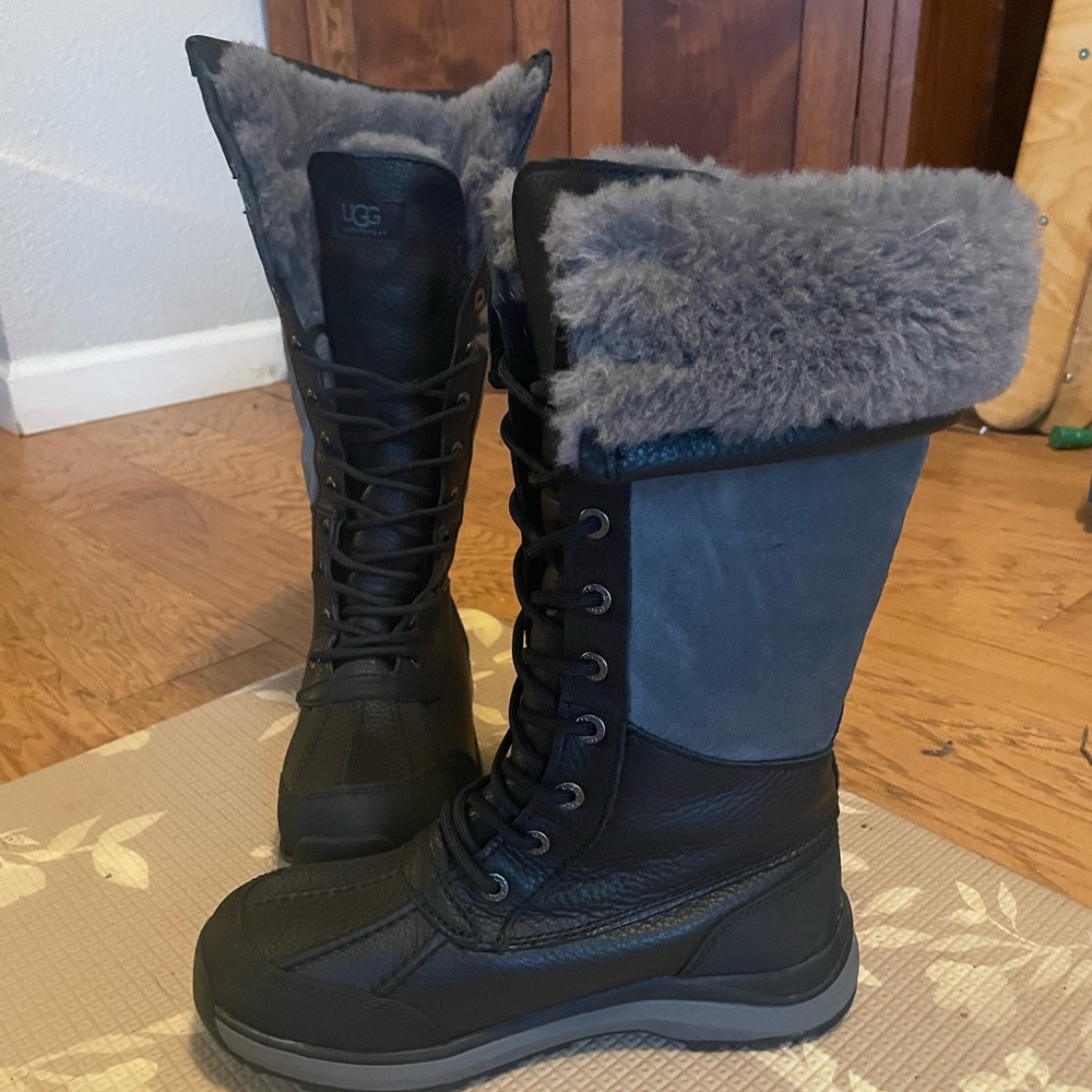 NEW UGG ADIRONDACK